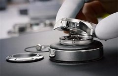 独家揭秘：雅典机械表日历停滞？精准解决之道在此